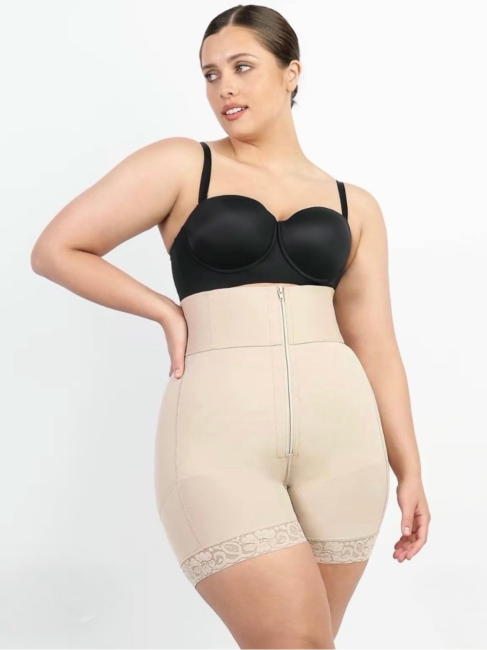 Shapellx Sculpting High Waist Shorts
Shapewear - Picture 3 of 9